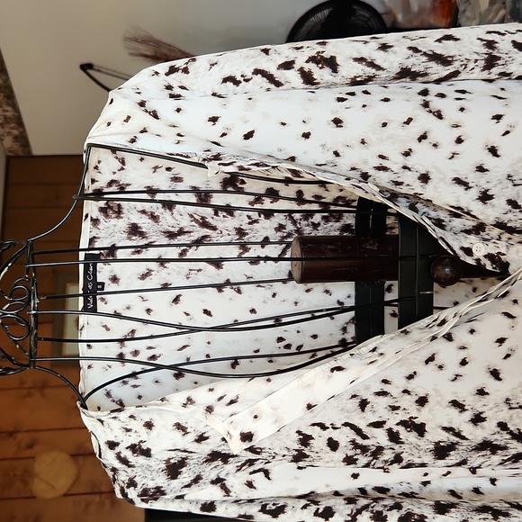 Violet & Claire small blouse - Picture 7 of 7